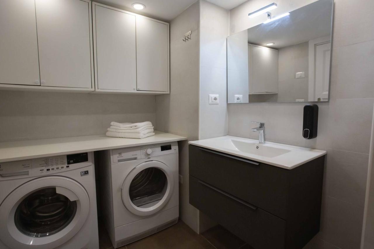 Domus Delia Luxury Apartment Неаполь Екстер'єр фото